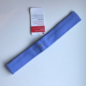 NWT Lululemon Skinny Fly Away Tamer Headband